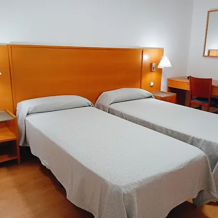 Torrejoven فندق 3*