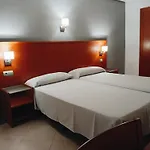 ホテル Torrejoven トレビエハ