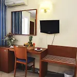 ホテル Torrejoven 3*