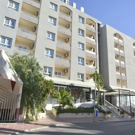 Torrejoven מלון 3*