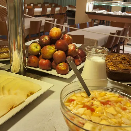 Torrejoven 3* טורבייחה