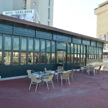 מלון Torrejoven 3*